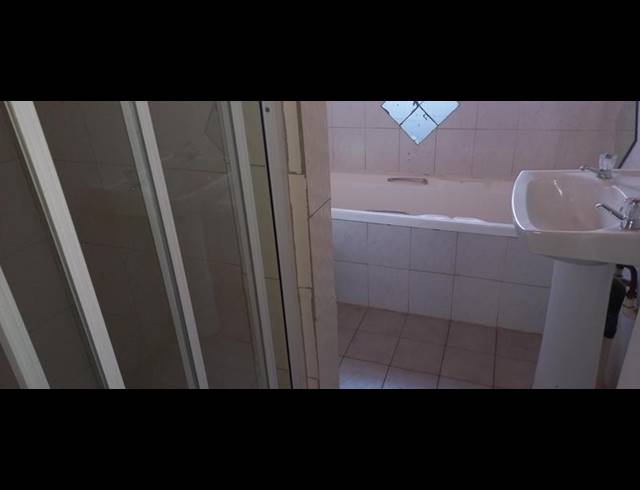 2 BEDROOM TOWNHOUSE FOR SALE IN THE ORCHARDS